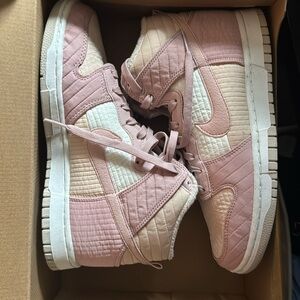 Dunk High LX next nature. Never worn